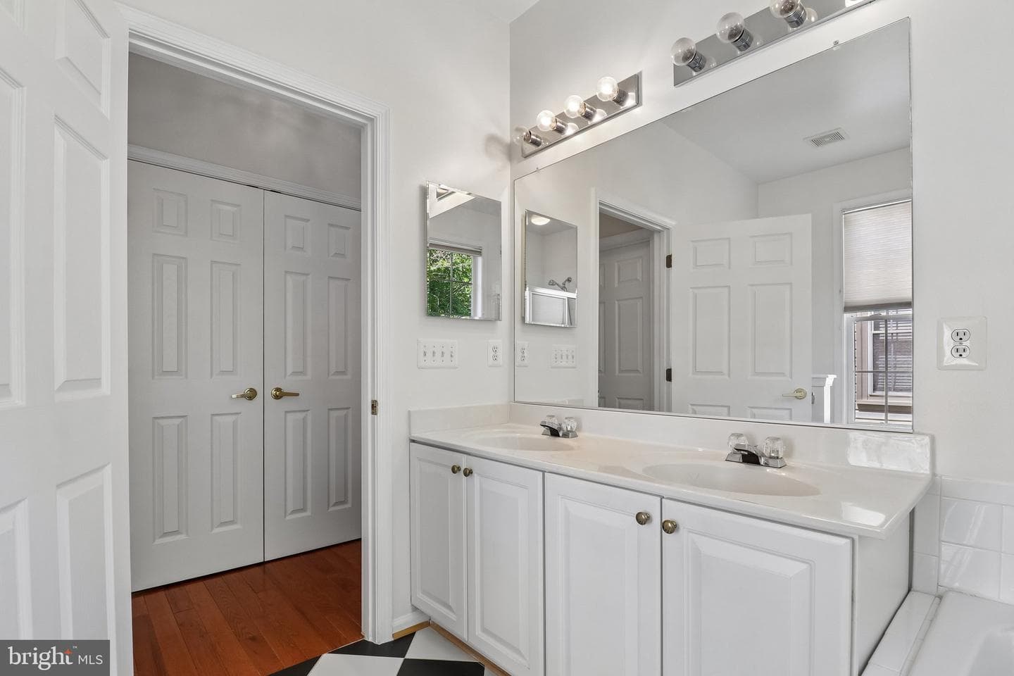 6230 Settlers Trail Place photo 42