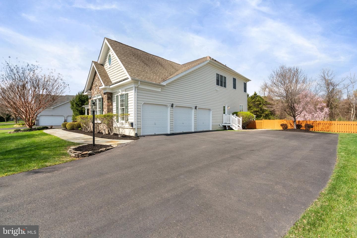 5342 Chaffins Farm Court photo 4