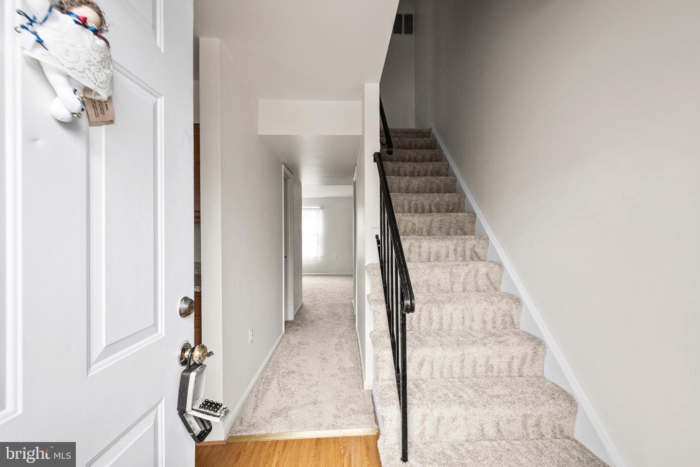 10192 Winchester Court photo 4