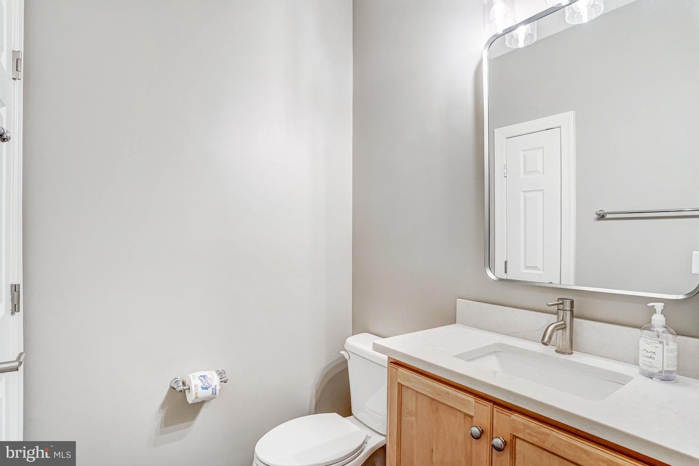 13071 Invergordon Street photo 27