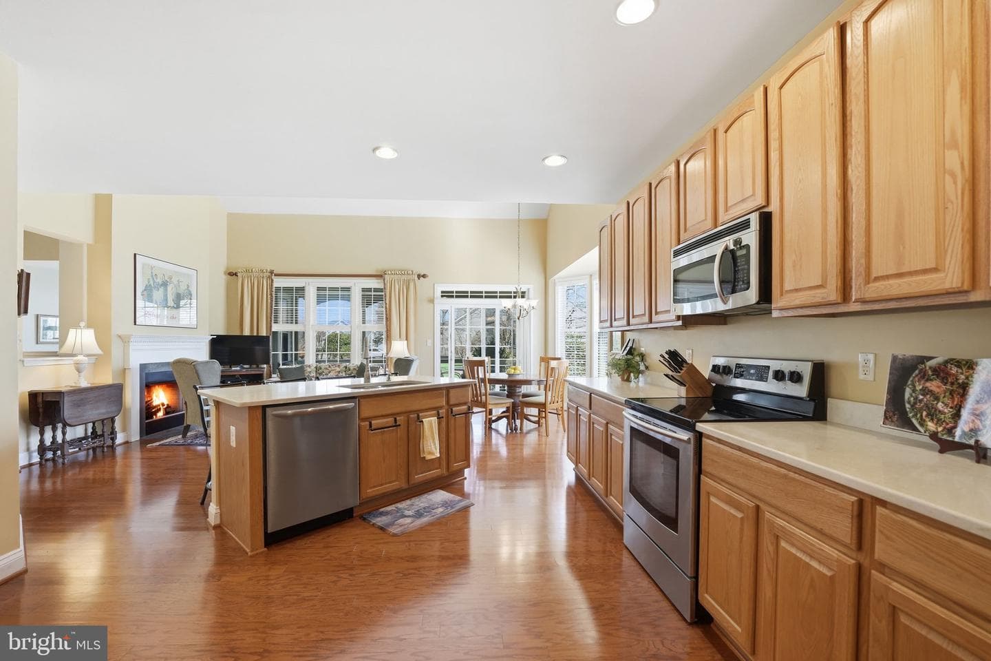 6369 Avington Place photo 19