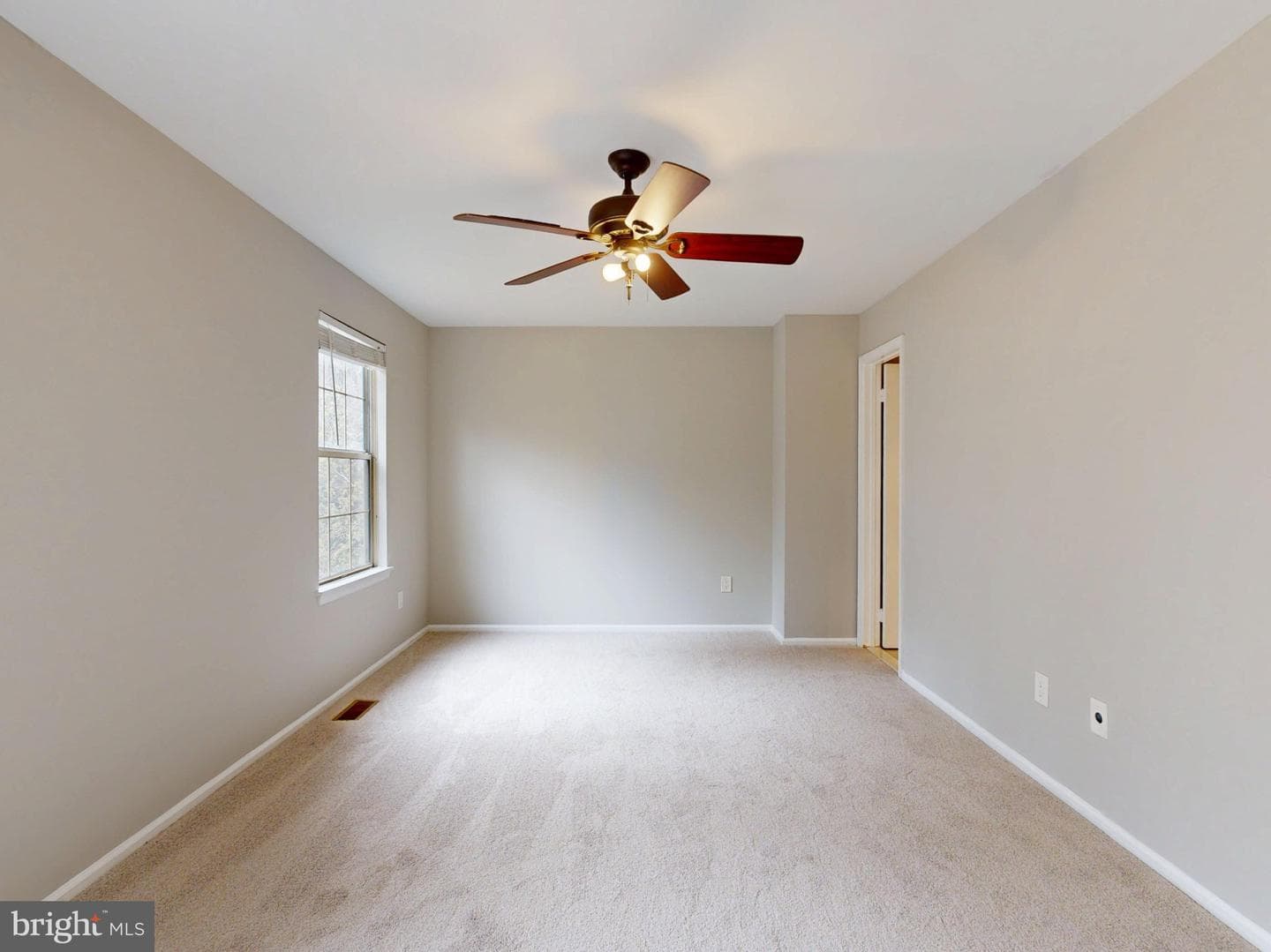 8509 Charnwood Court photo 25