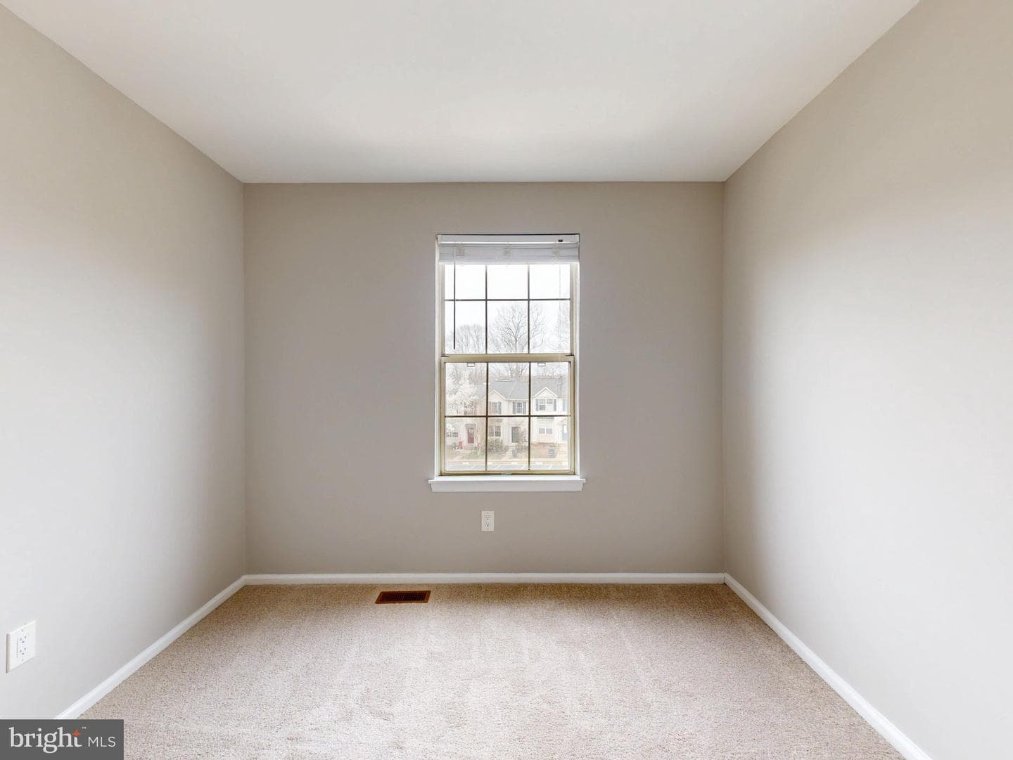 8509 Charnwood Court photo 30