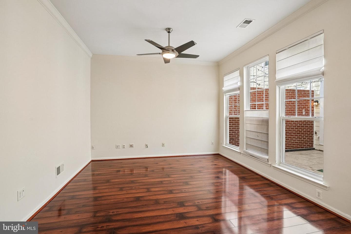 13754 Fleet St photo 18