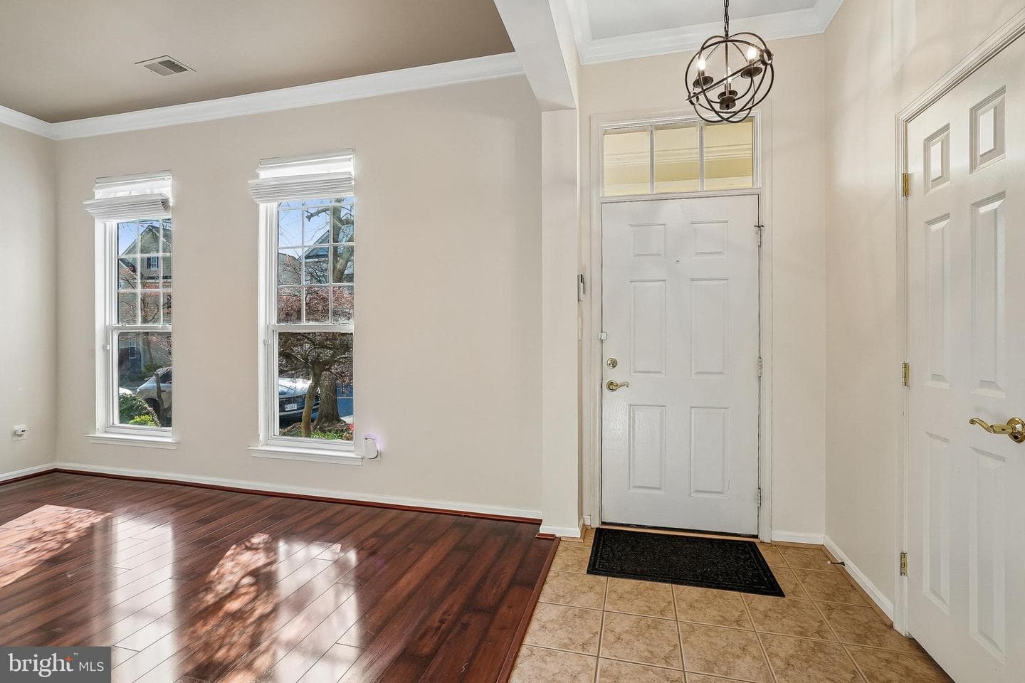 13754 Fleet St, Woodbridge