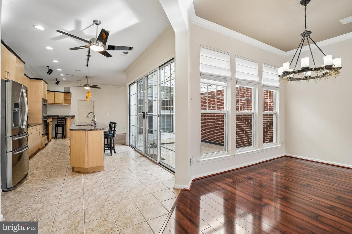 13754 Fleet St photo 3