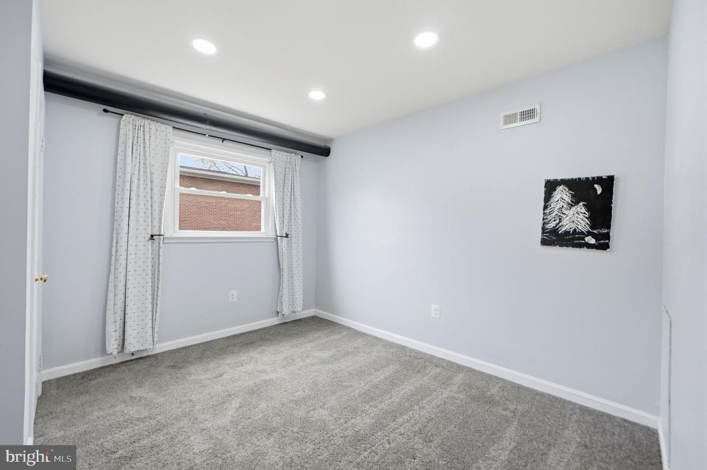 9313 Byron Street photo 22