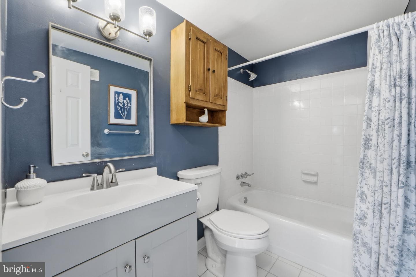 9313 Byron Street photo 25