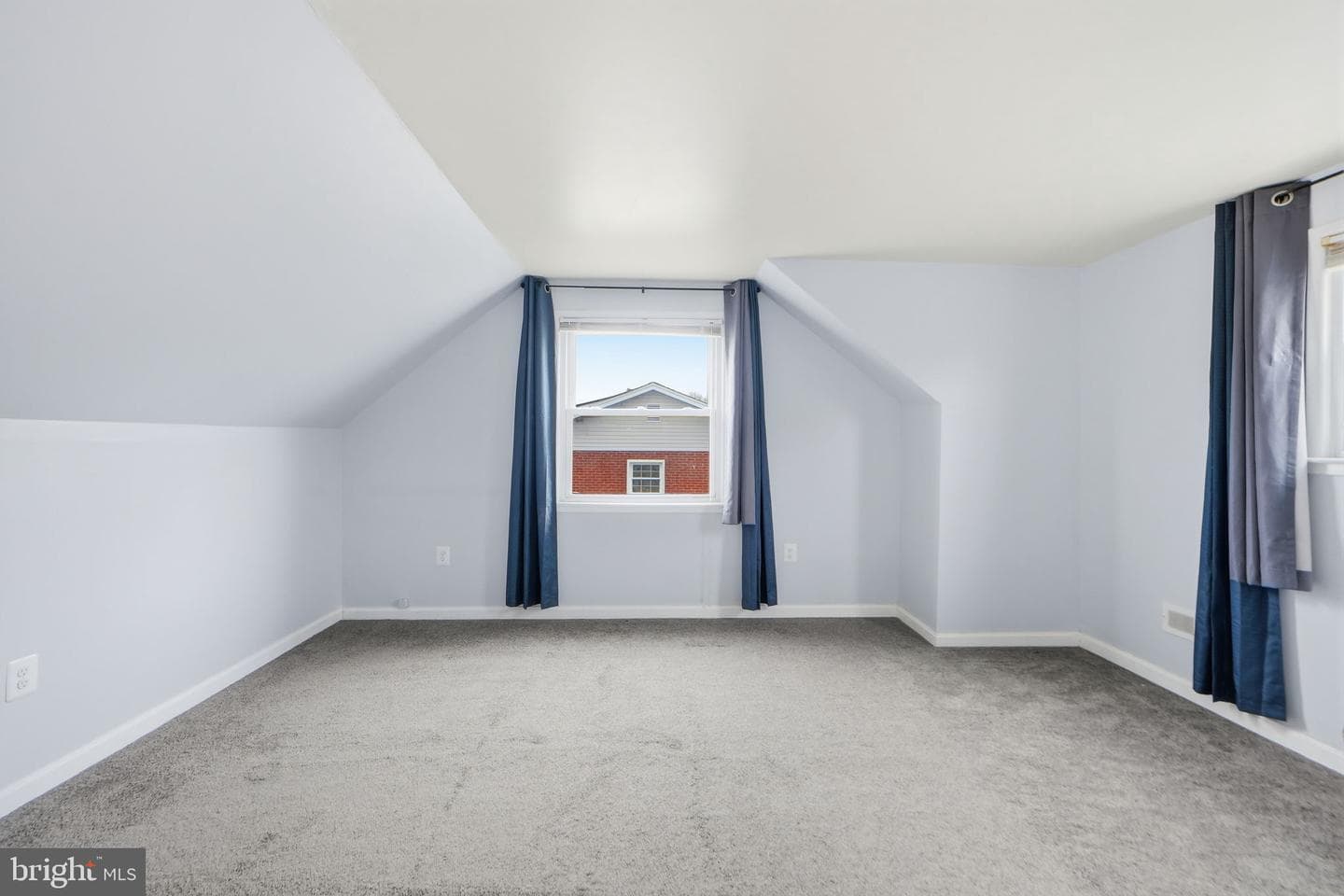 9313 Byron Street photo 26