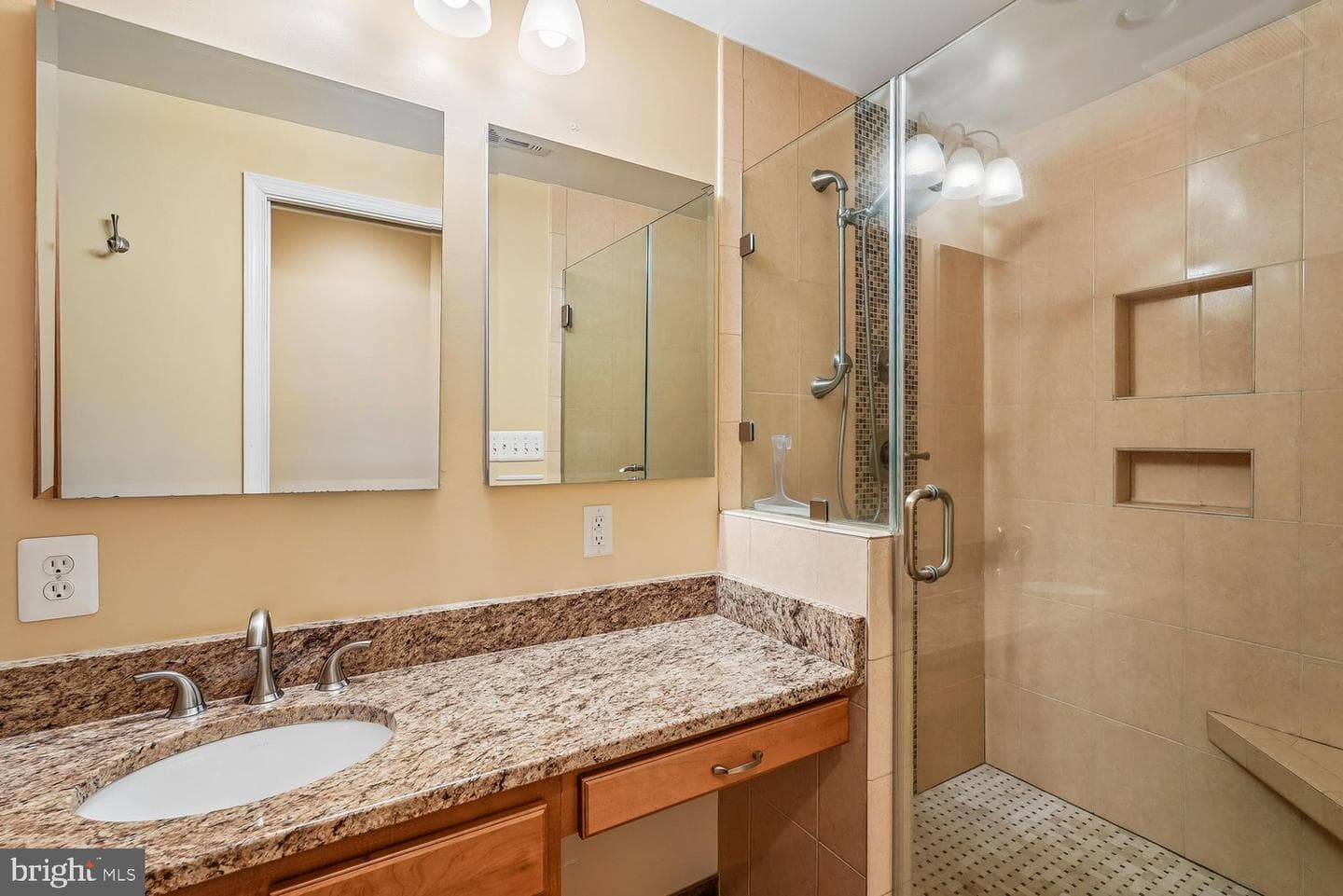 12203 Woodlark Court photo 49