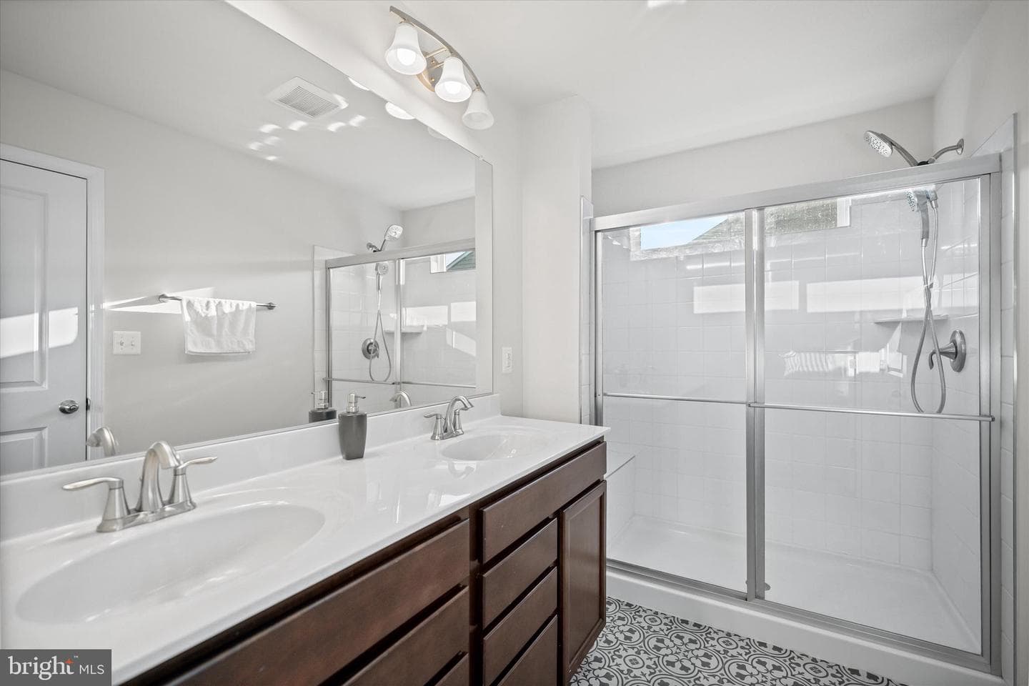 18218 Summit Pointe Drive photo 18