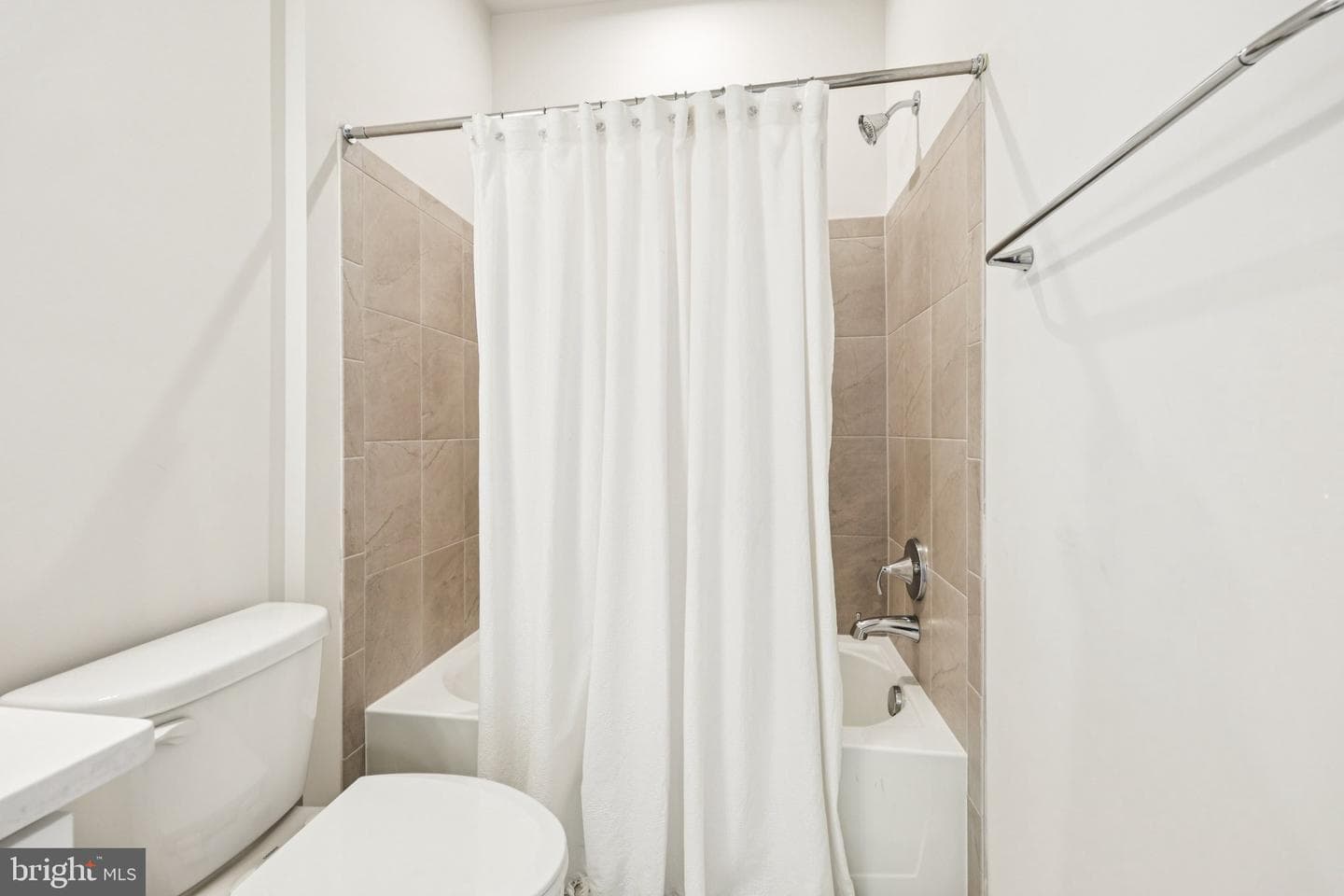 15119 Jaxton Square Lane photo 22