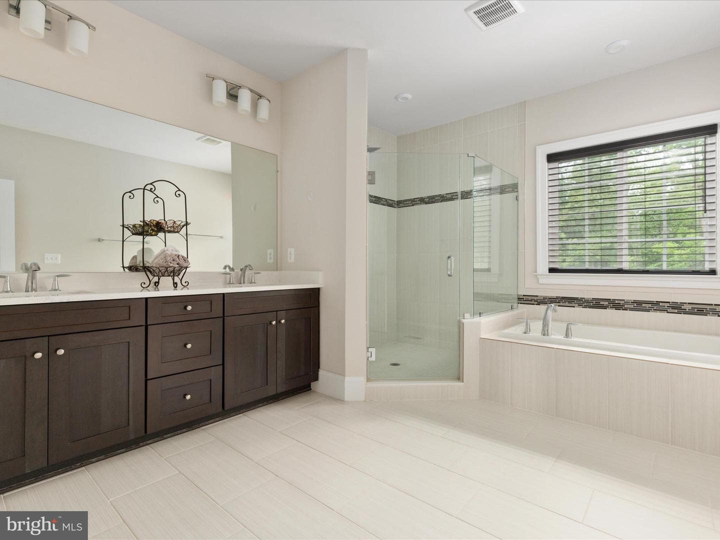 6757 John Mallard Drive photo 23