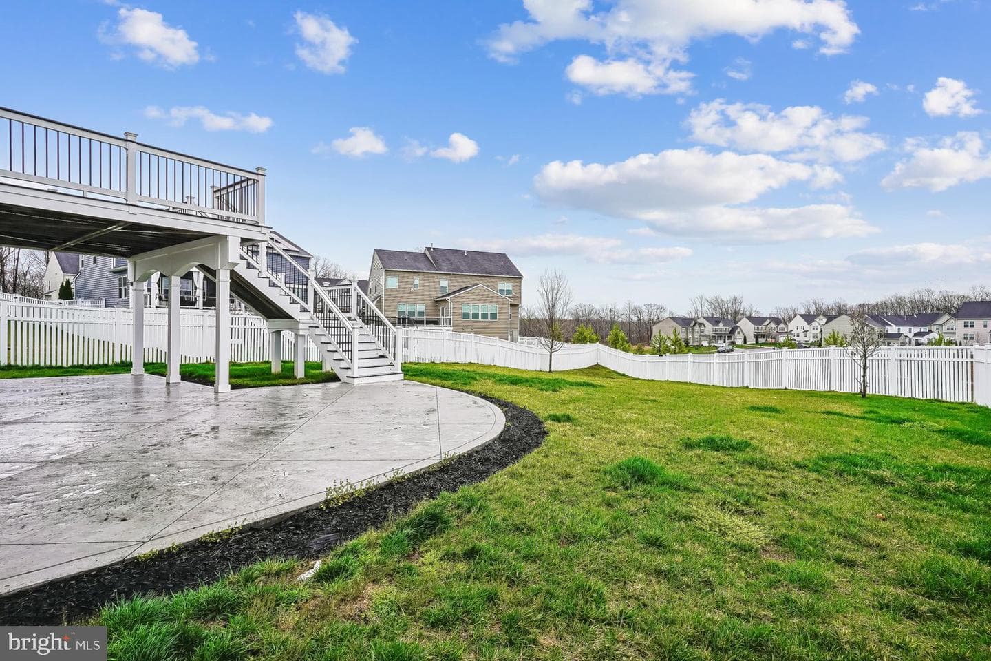 4009 Granary View Court photo 76