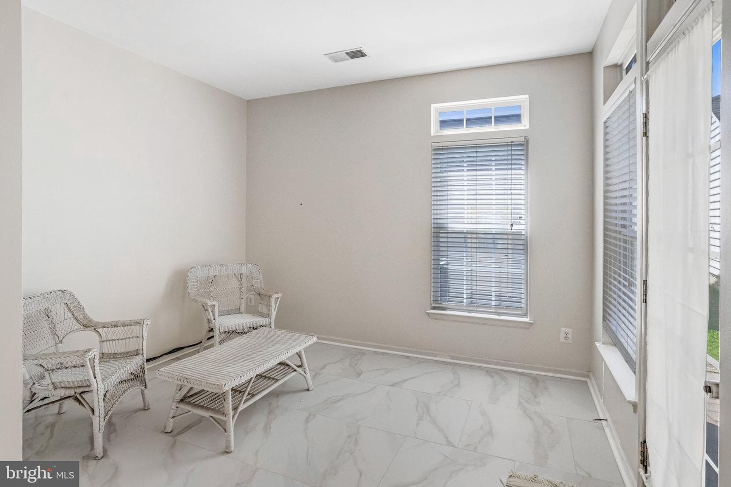 16616 Barge Circle photo 10