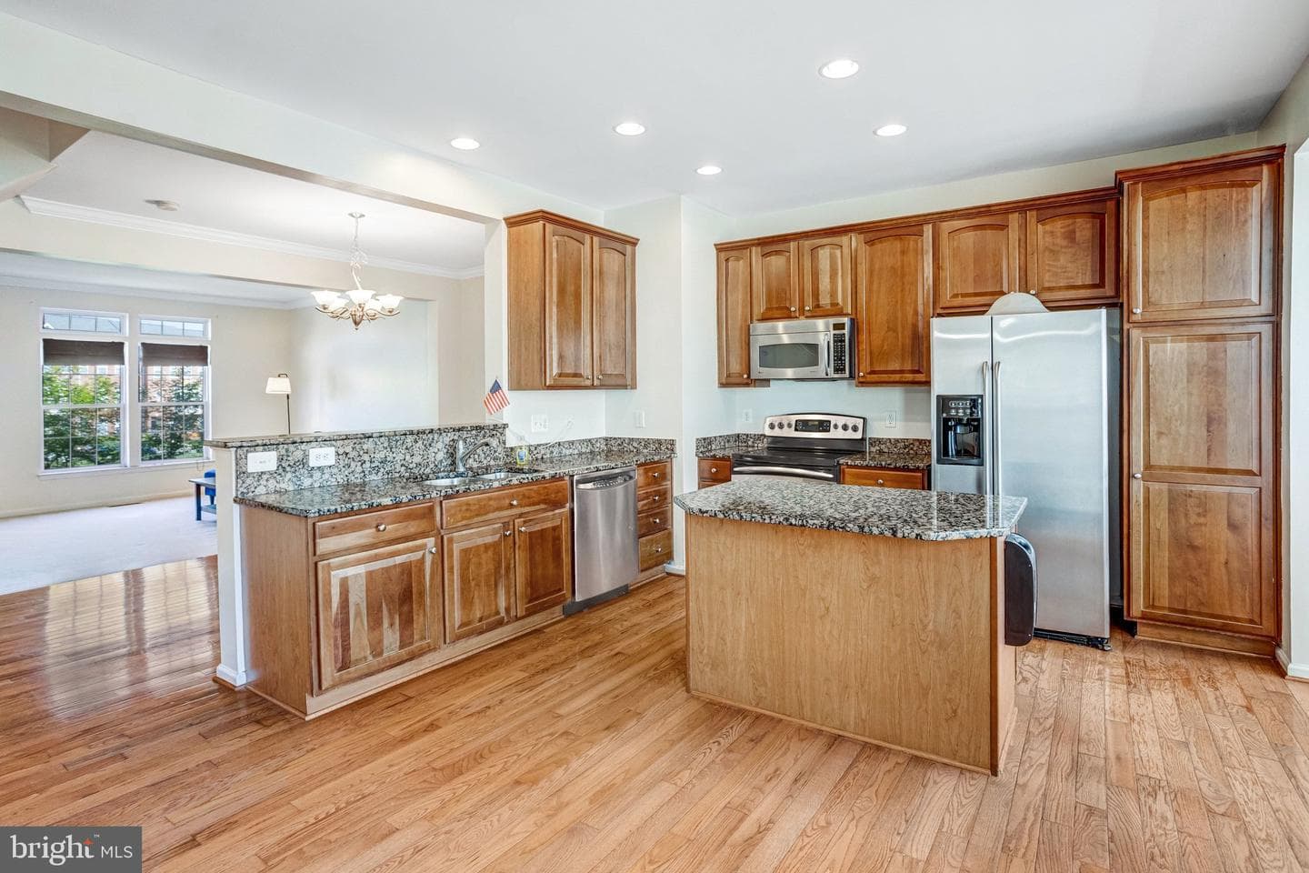 16616 Barge Circle photo 22
