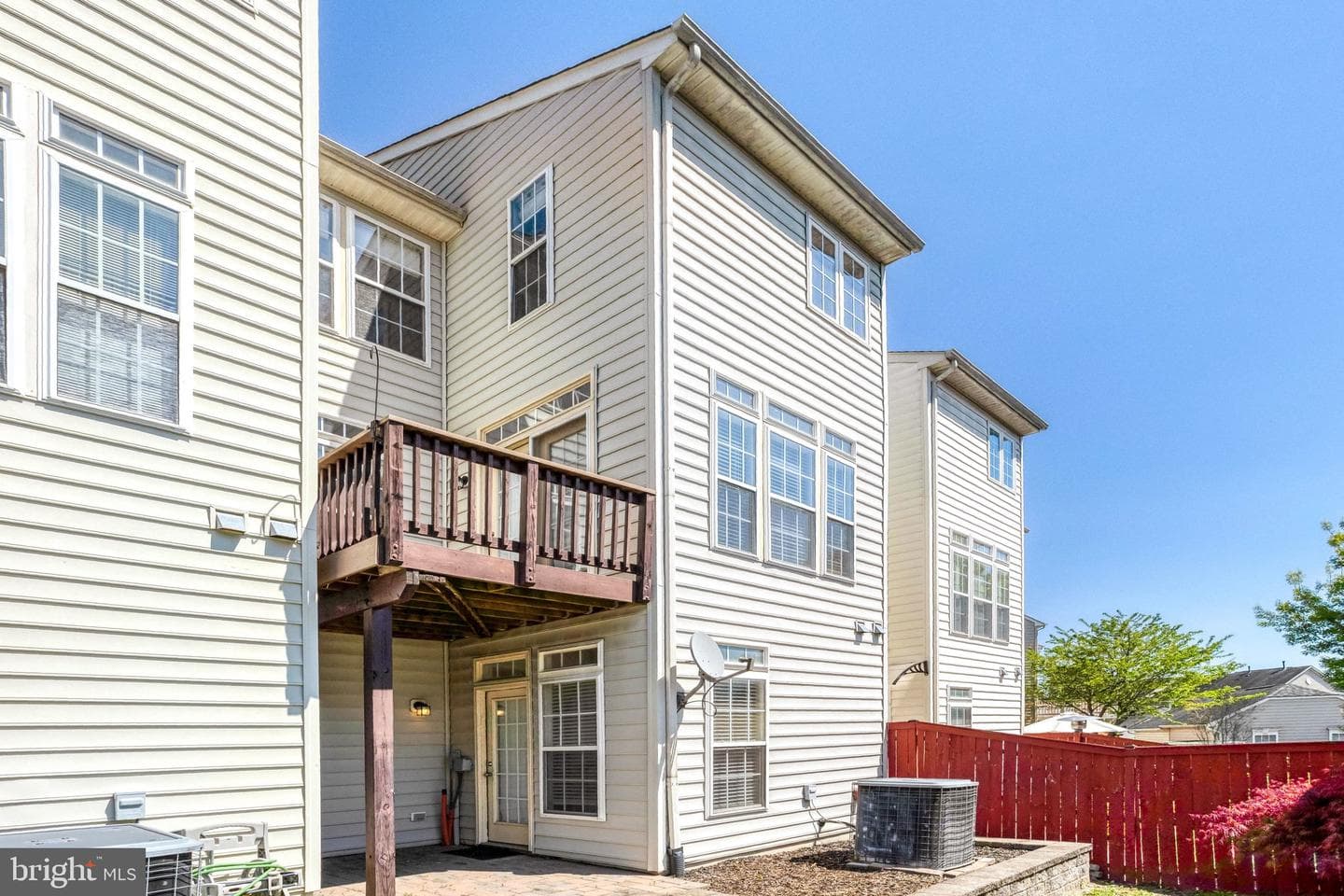 16616 Barge Circle photo 43