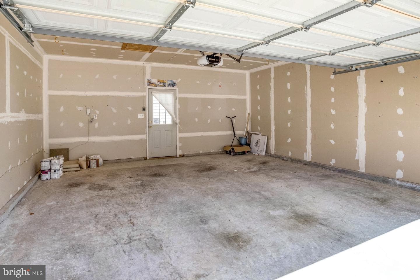 16616 Barge Circle photo 44