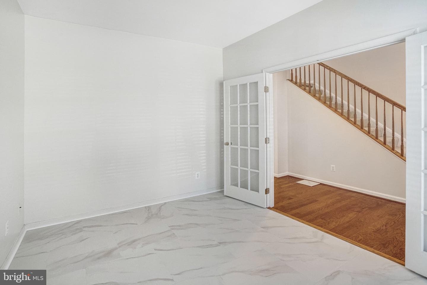 16616 Barge Circle photo 5
