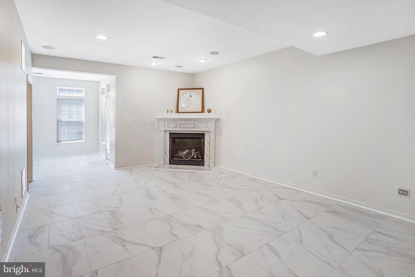 16616 Barge Circle photo 7