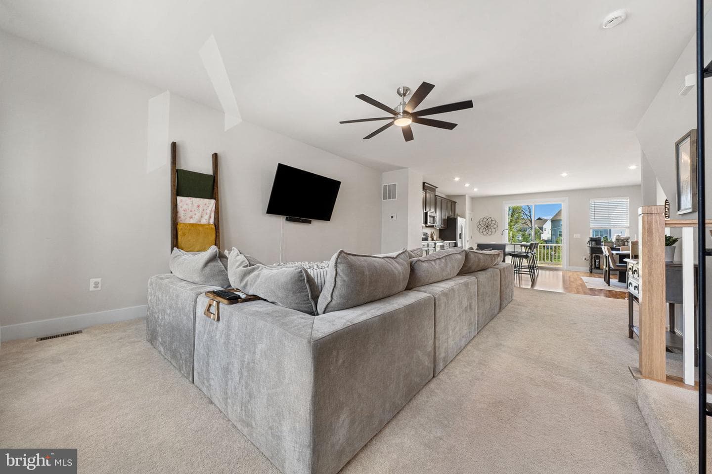 10539 Waterbury Woods Way photo 12