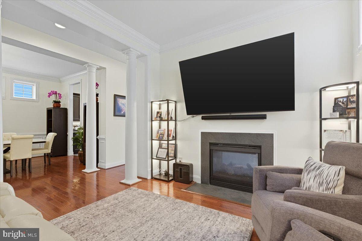 16216 Radburn Street photo 21