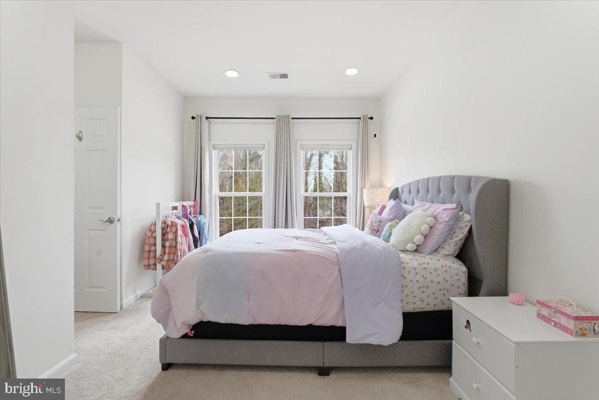 16216 Radburn Street photo 30