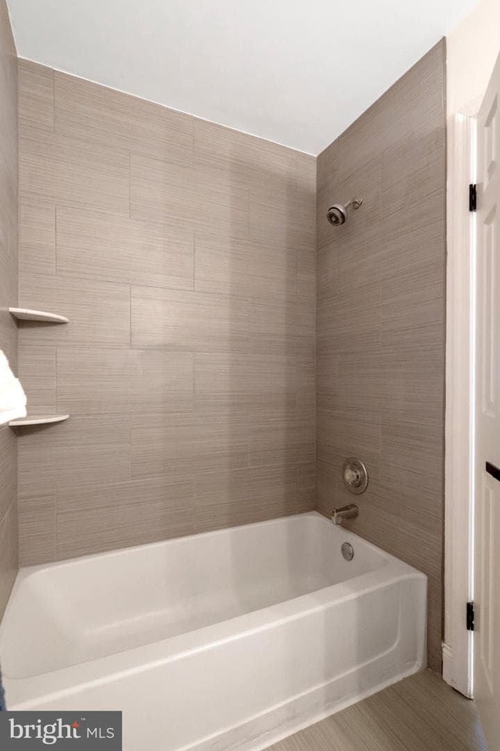10278 Jamaica Lane photo 34