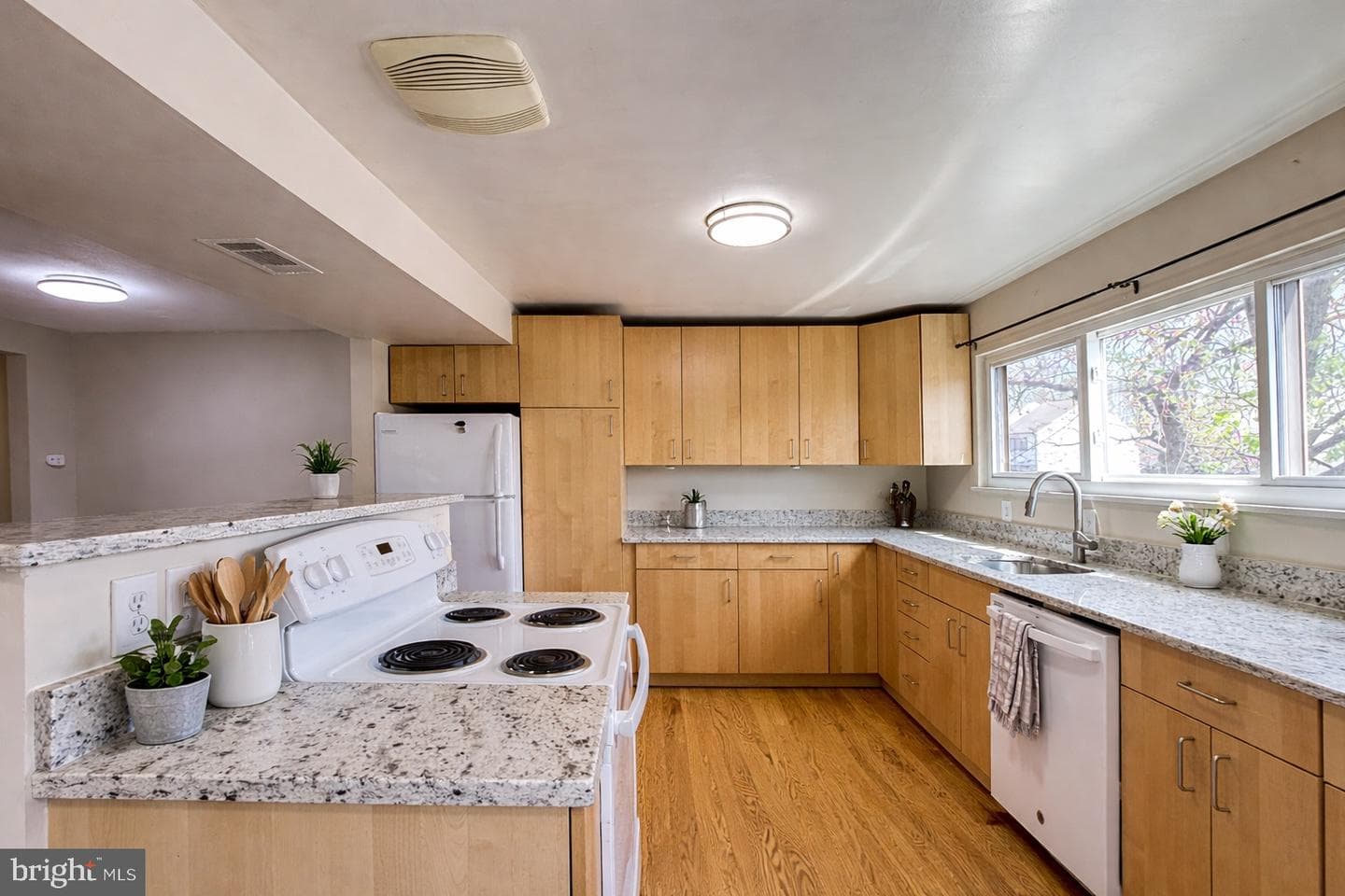 1754 Powder Horn Terrace photo 3