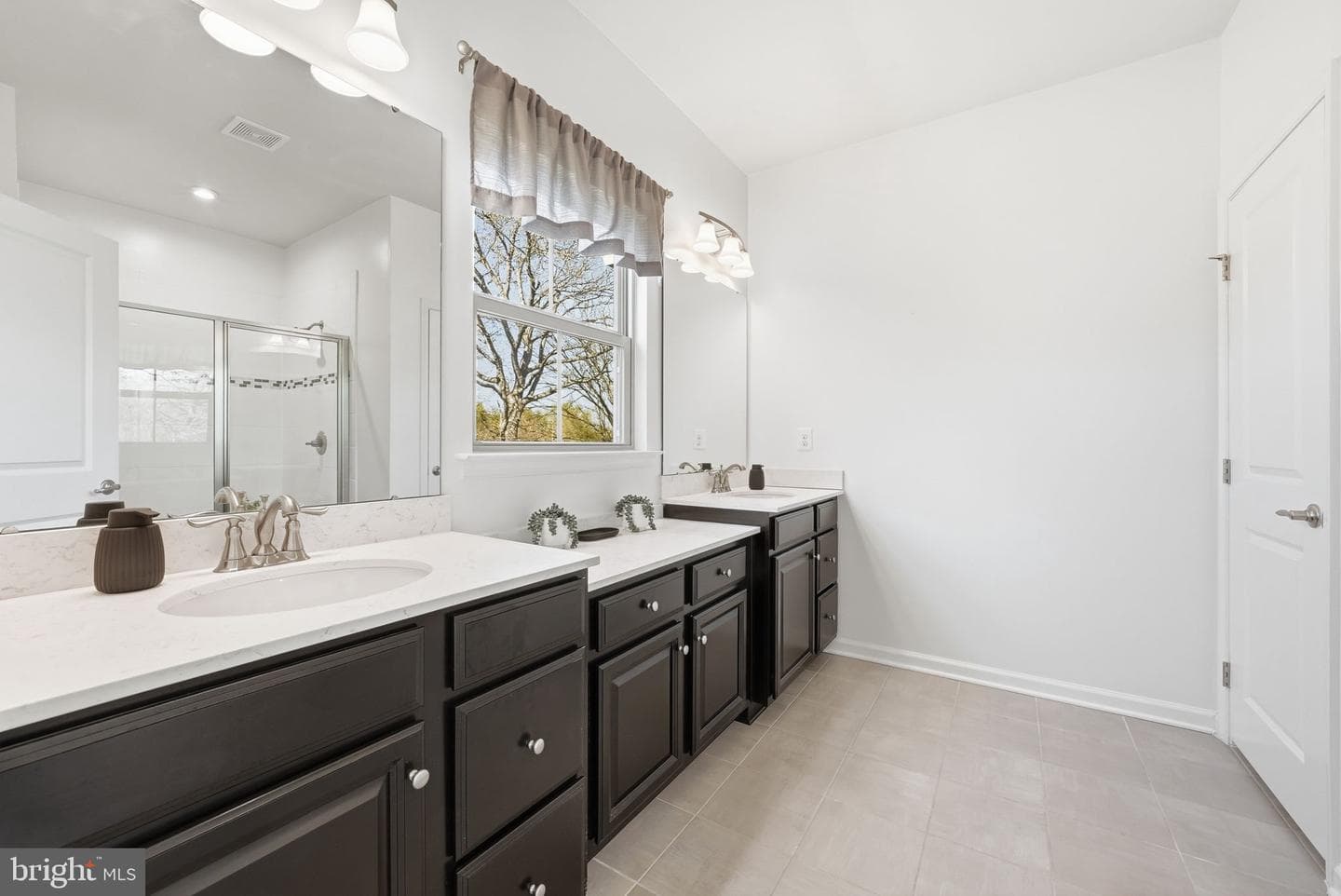 8966 Bridle Ridge Lane photo 22