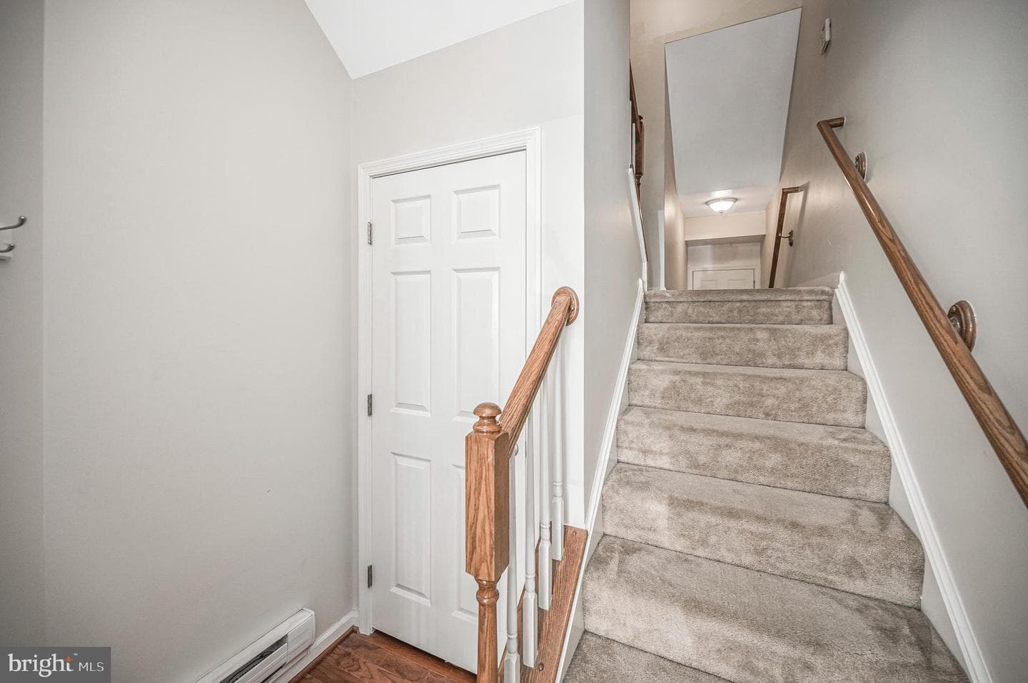 15057 Leicestershire Street photo 29