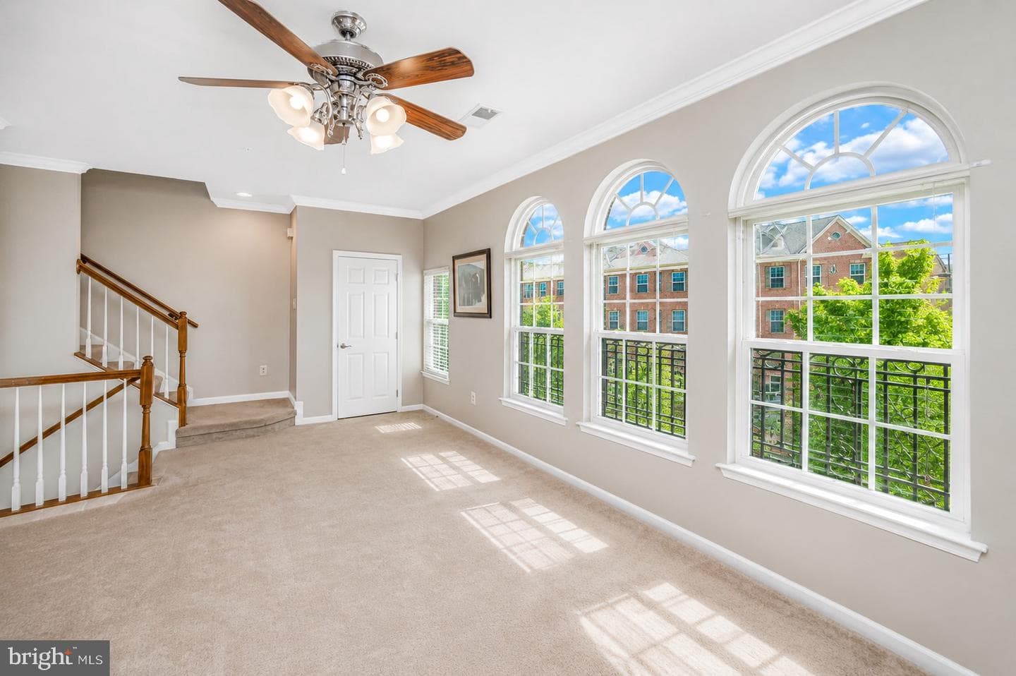 15057 Leicestershire Street photo 7