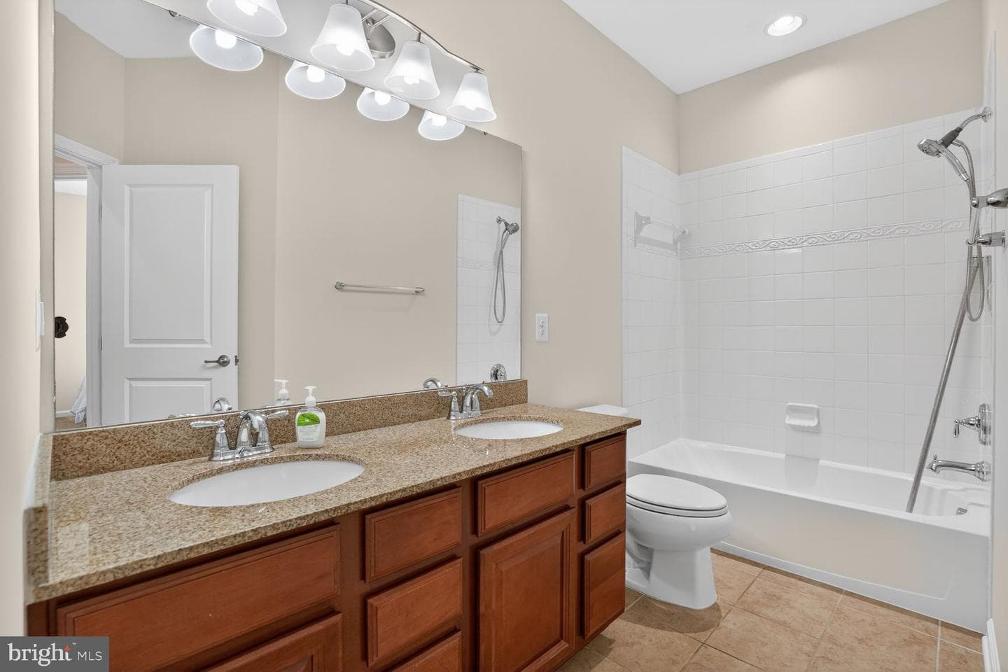 6916 Kona Drive photo 29