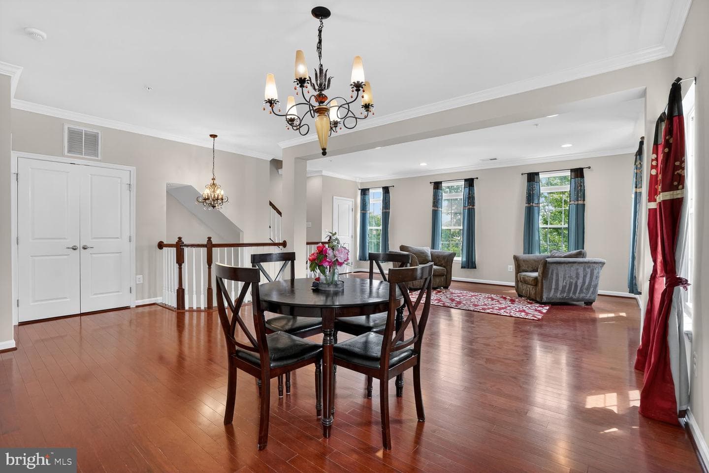 6916 Kona Drive photo 4