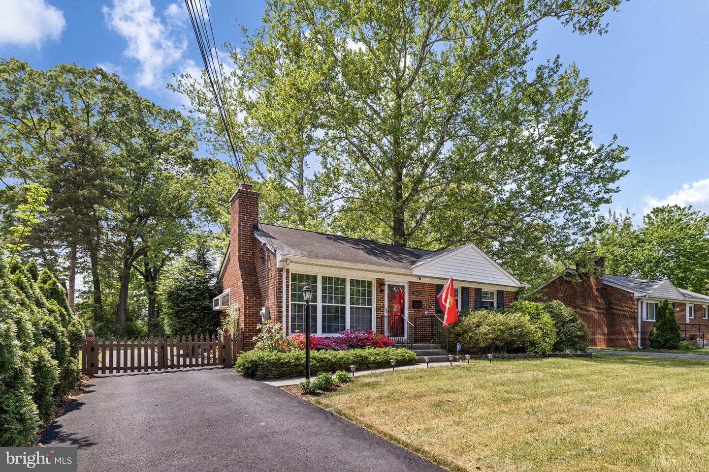 1603 Woodside Drive photo 4