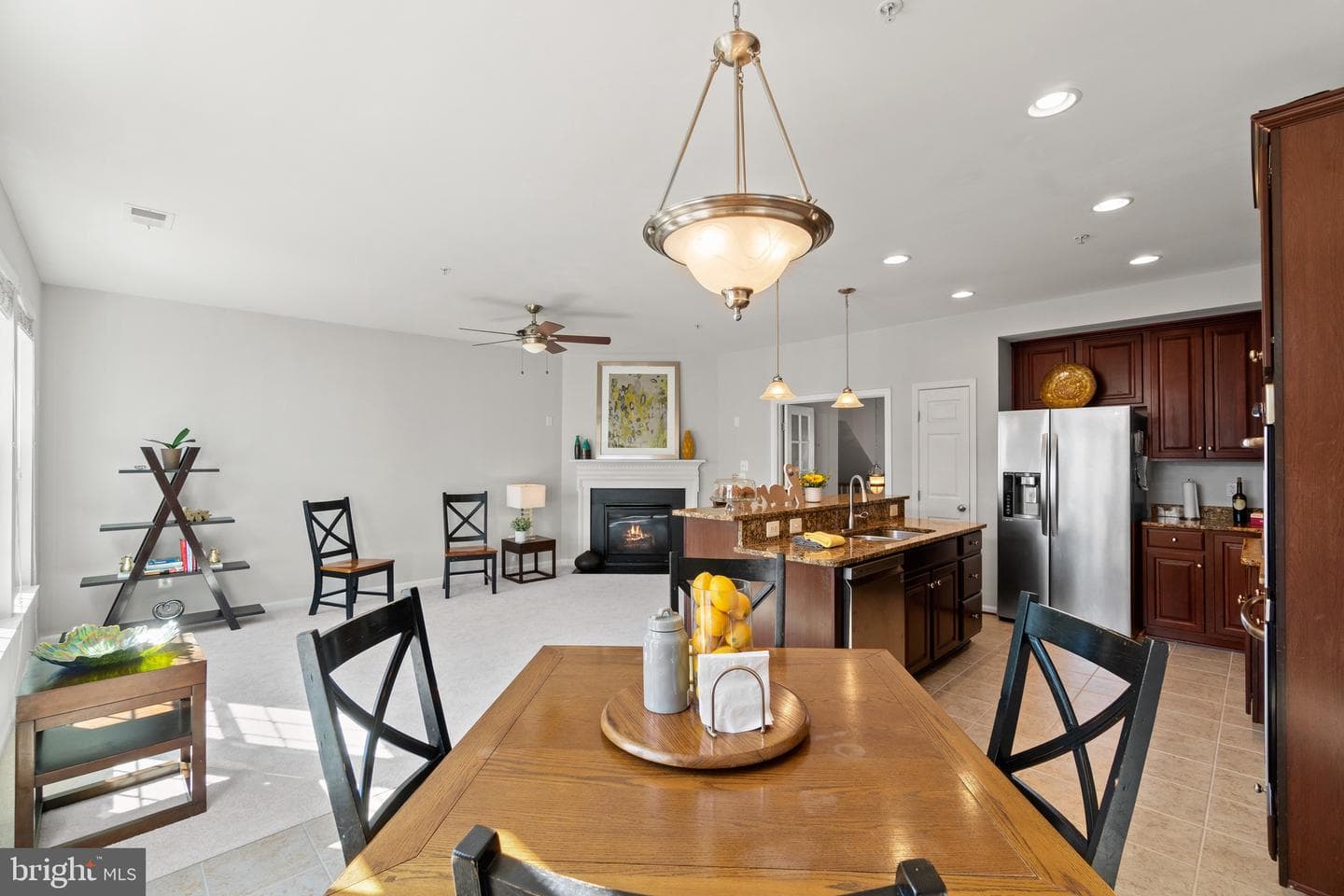 2511 Eastbourne Drive photo 9