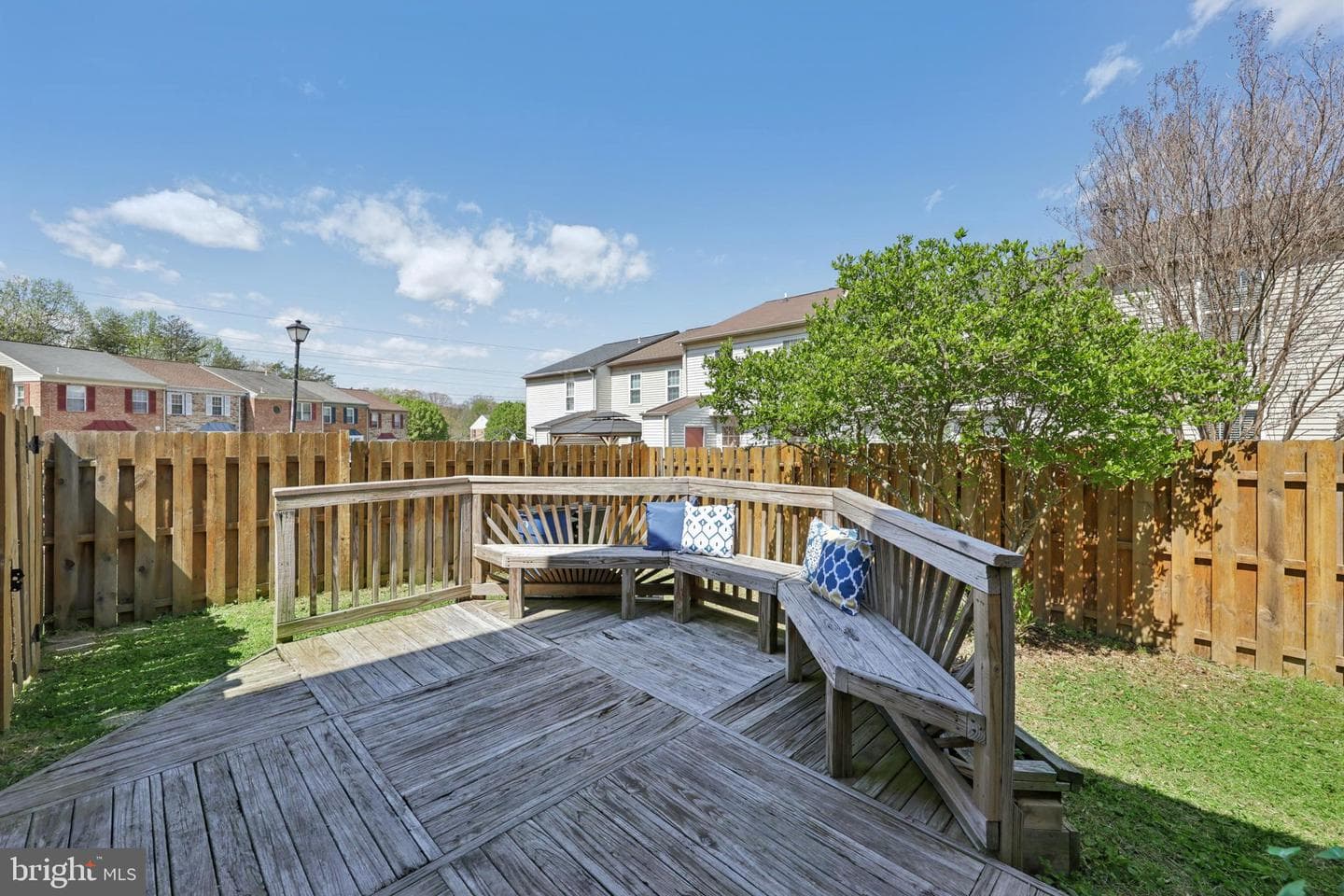 2874 Bowes Lane photo 41