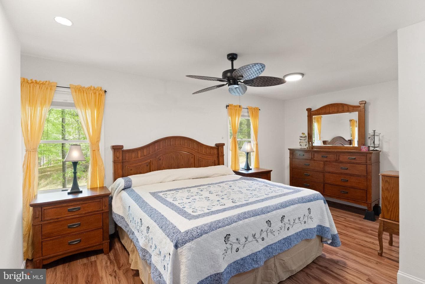 11794 Target Court photo 16
