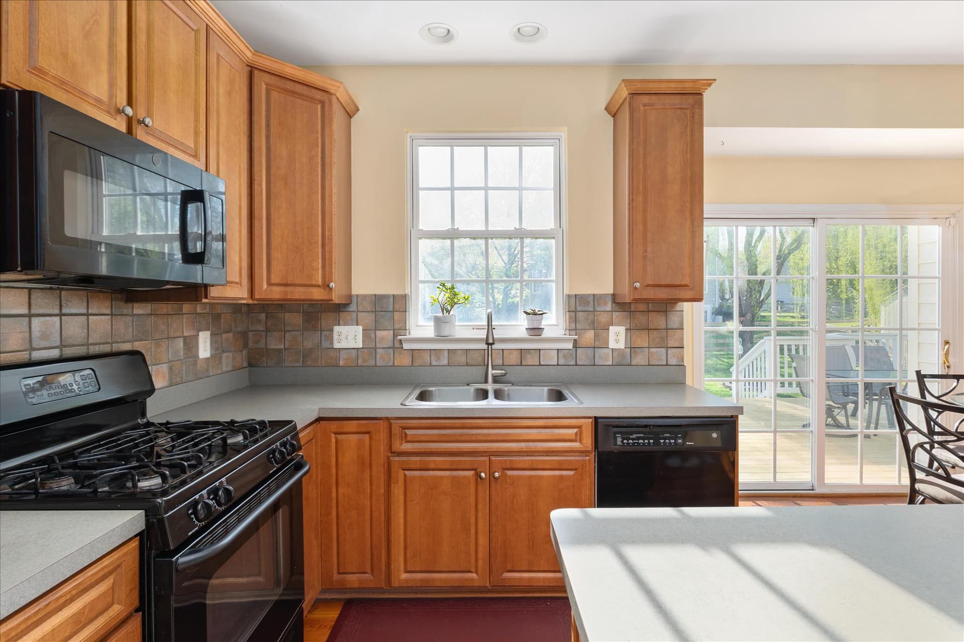 9140 Big Springs Loop photo 10