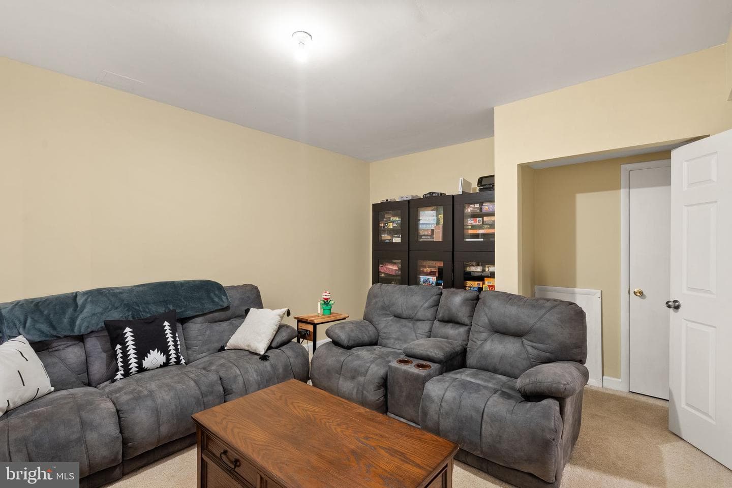 8953 Round Top Road photo 41