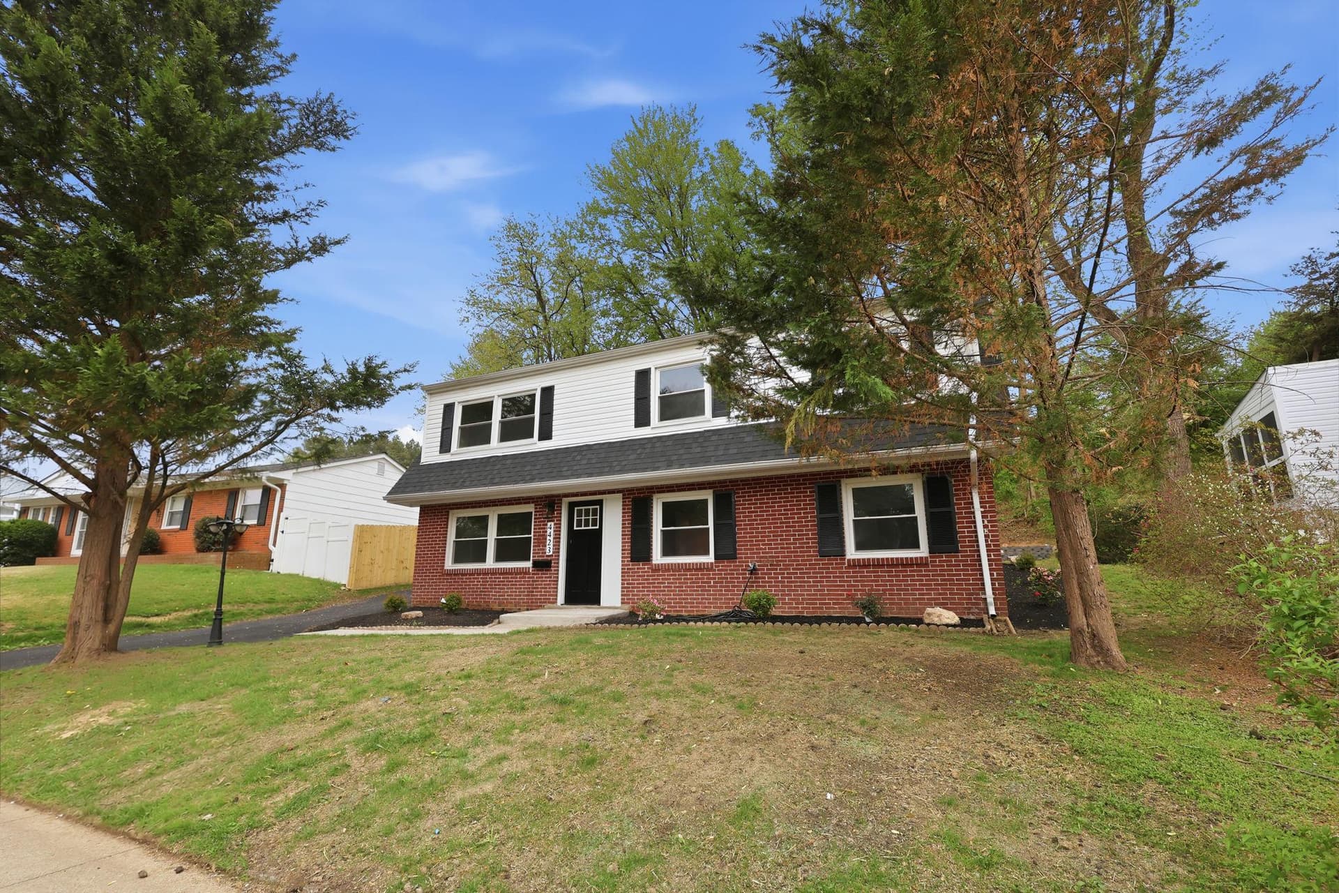 4423 Kenwood Drive photo 2