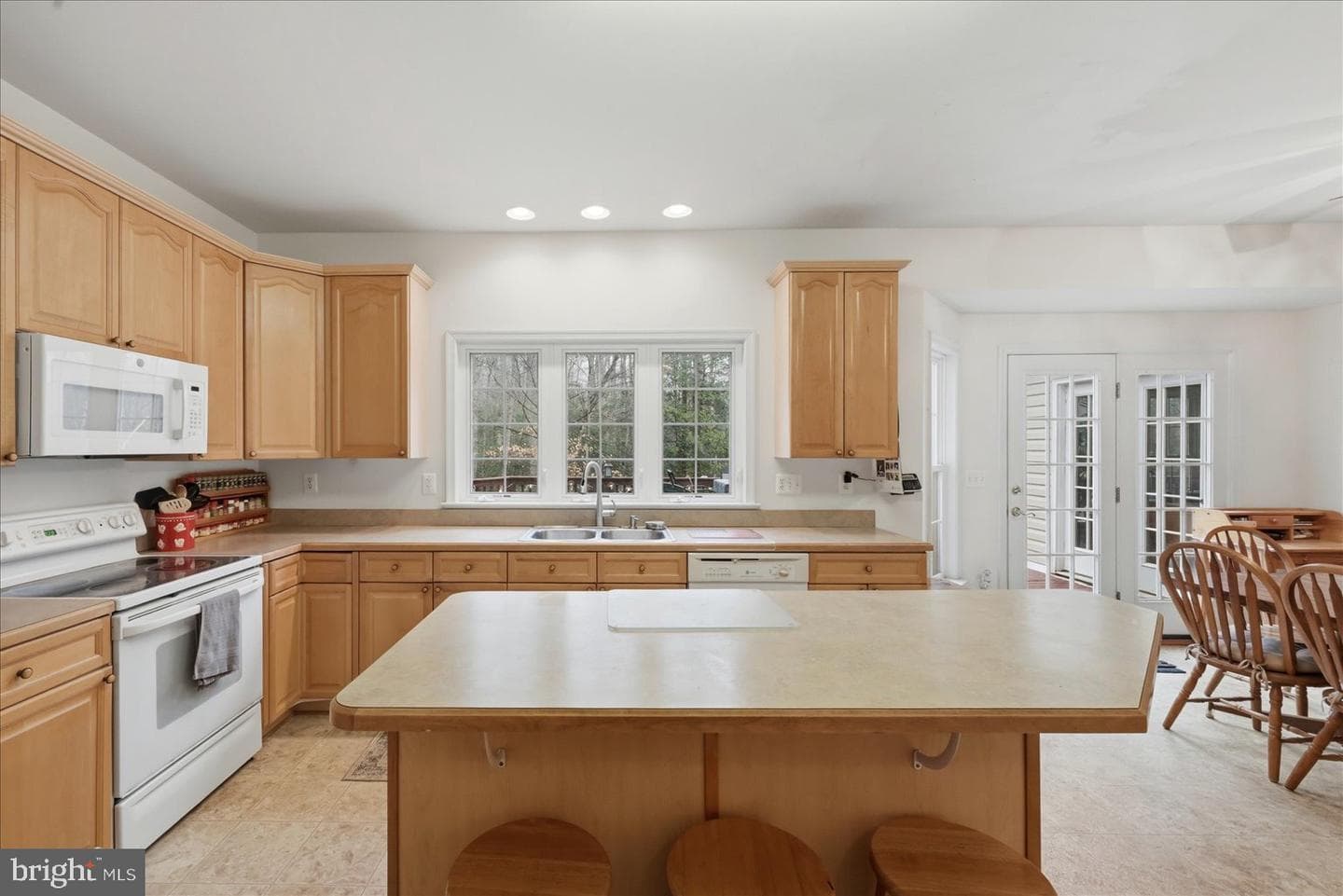 14023 Flagtree Place photo 7
