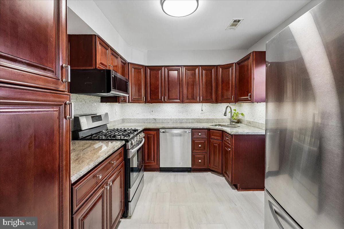 5203 Quince Court photo 12