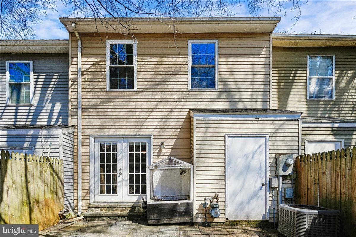 5203 Quince Court photo 7