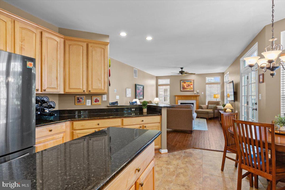 8140 Tillinghast Lane photo 13