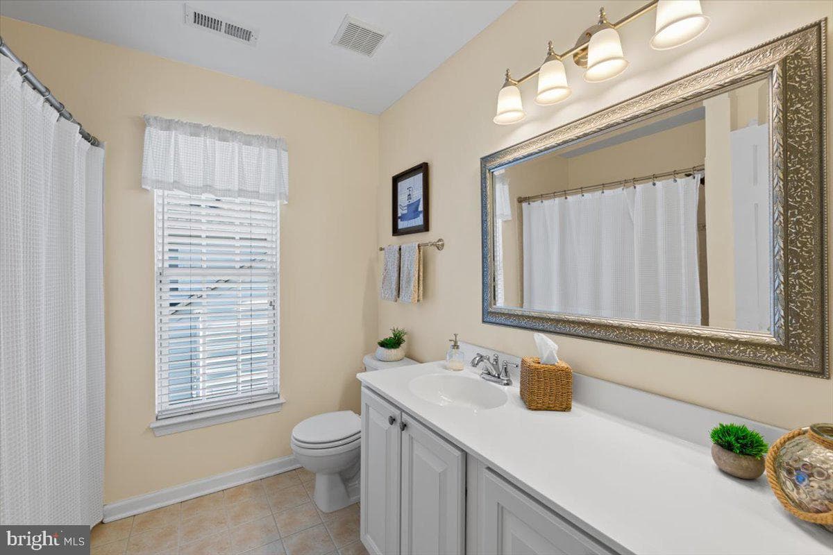 8140 Tillinghast Lane photo 37