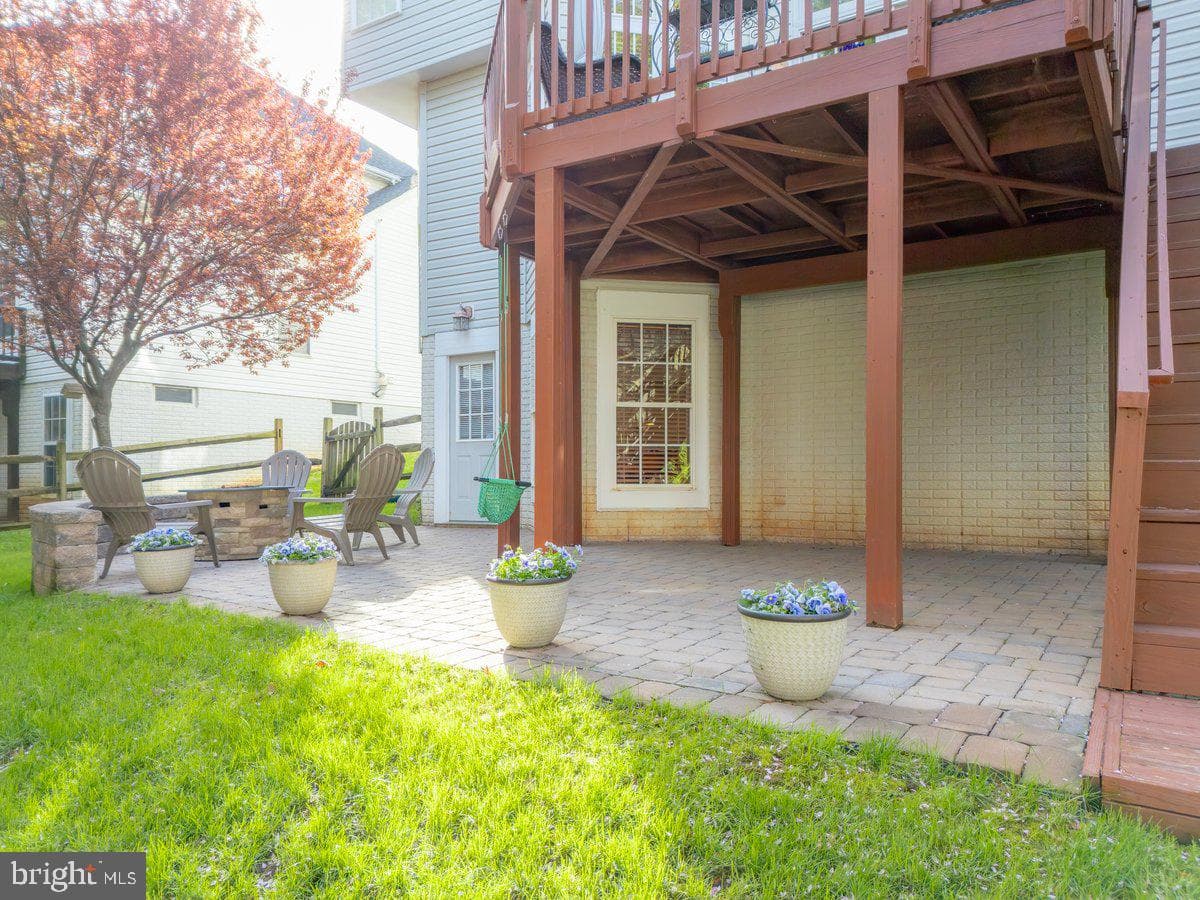 8140 Tillinghast Lane photo 44