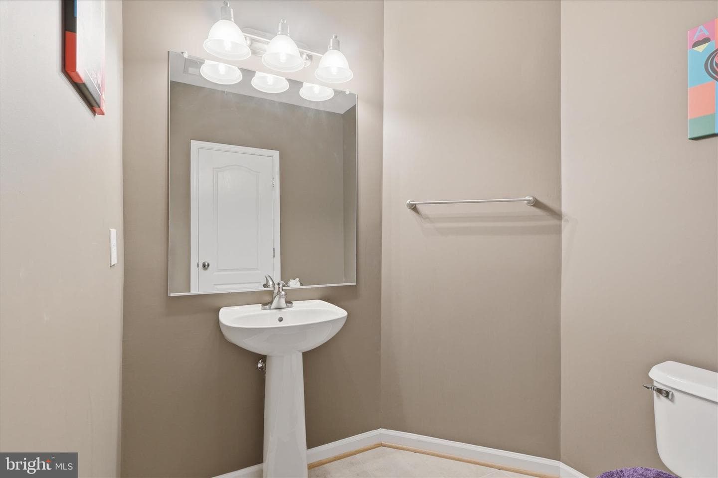 16603 Space More Circle photo 58