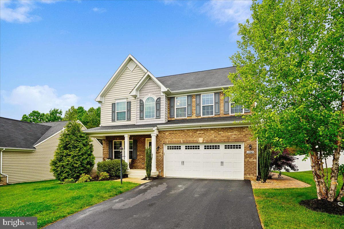 12845 Hoadly Manor Drive photo 3