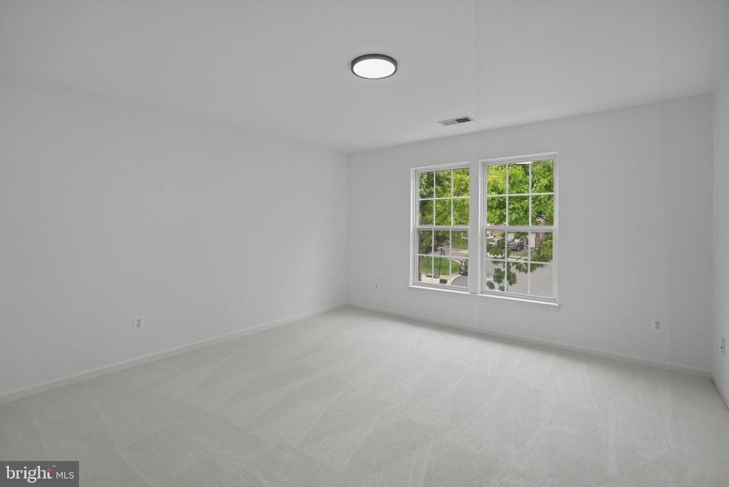 15405 Milton Hall Place photo 28